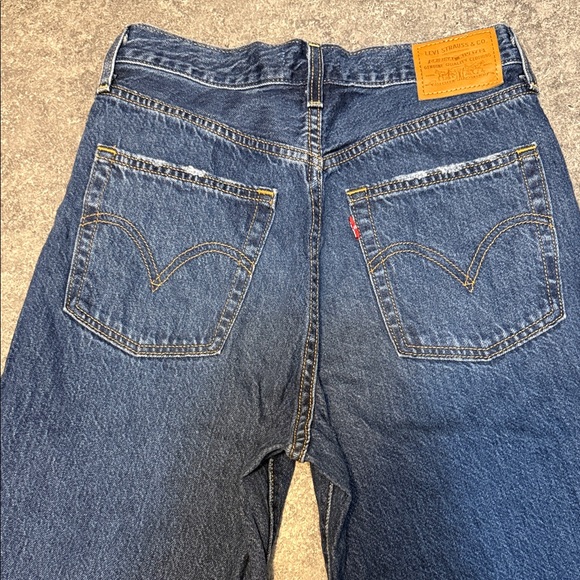 Levi's Women's Straight Leg Jeans in Deep Blue - Picture 2 of 3